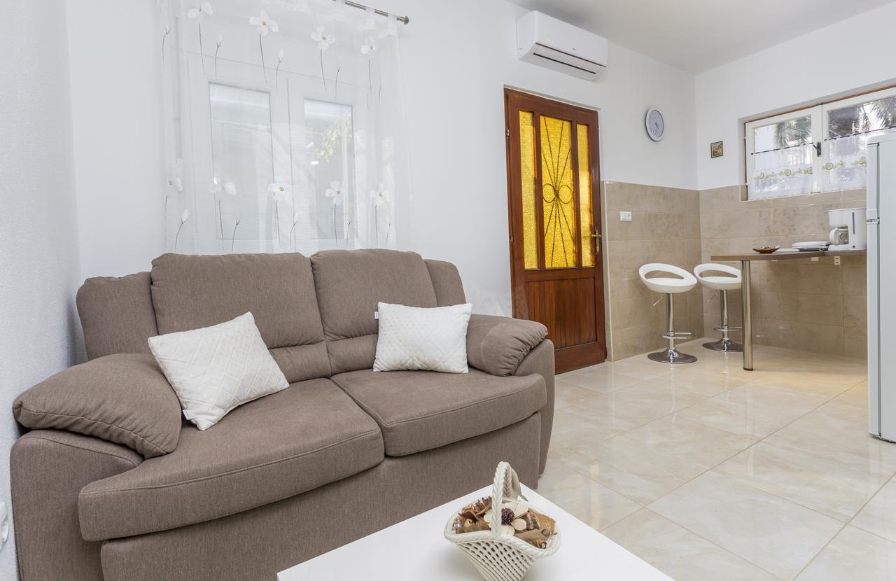 Apartment Luna Hvar Town