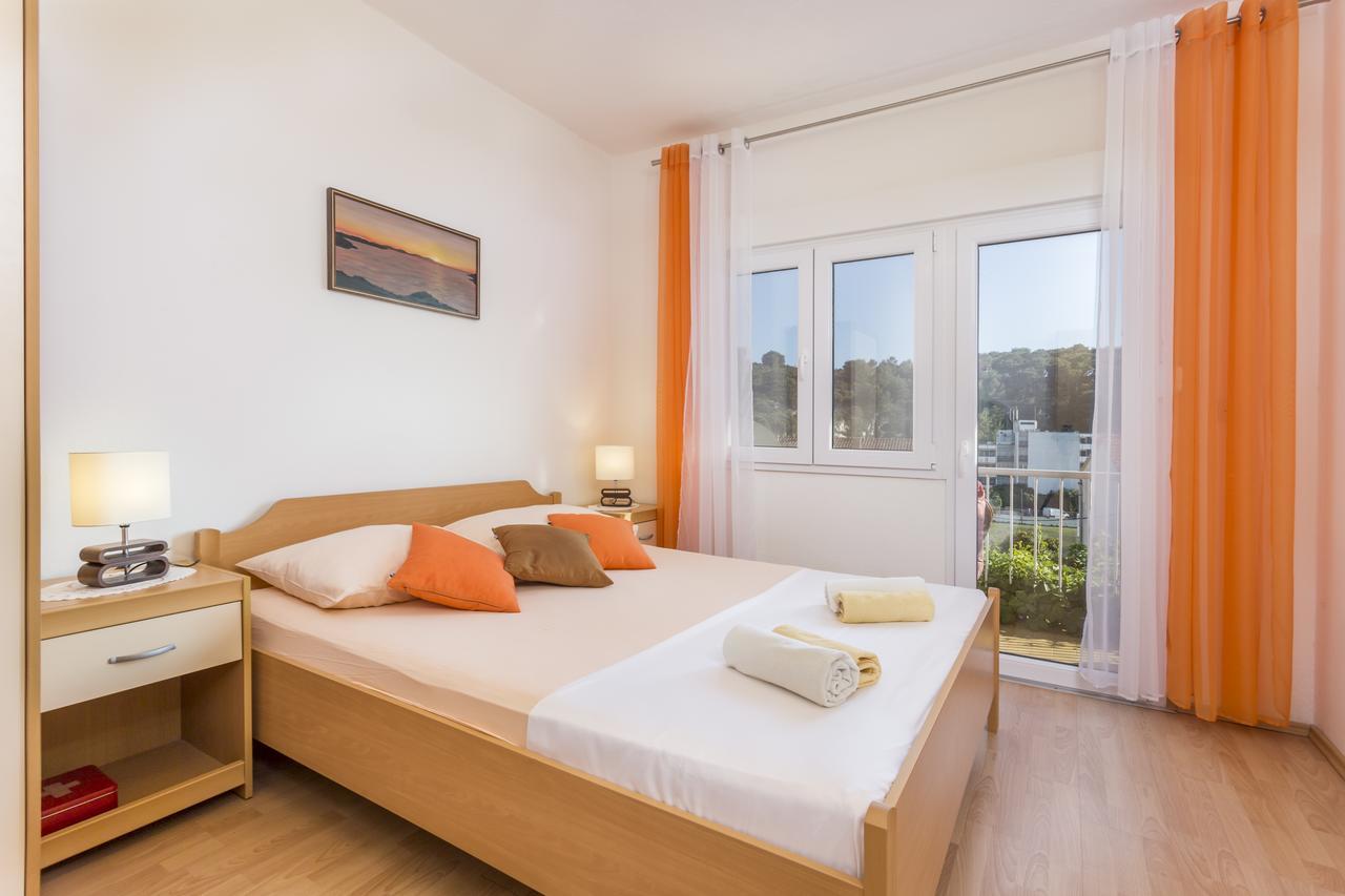 Luna Apartment *